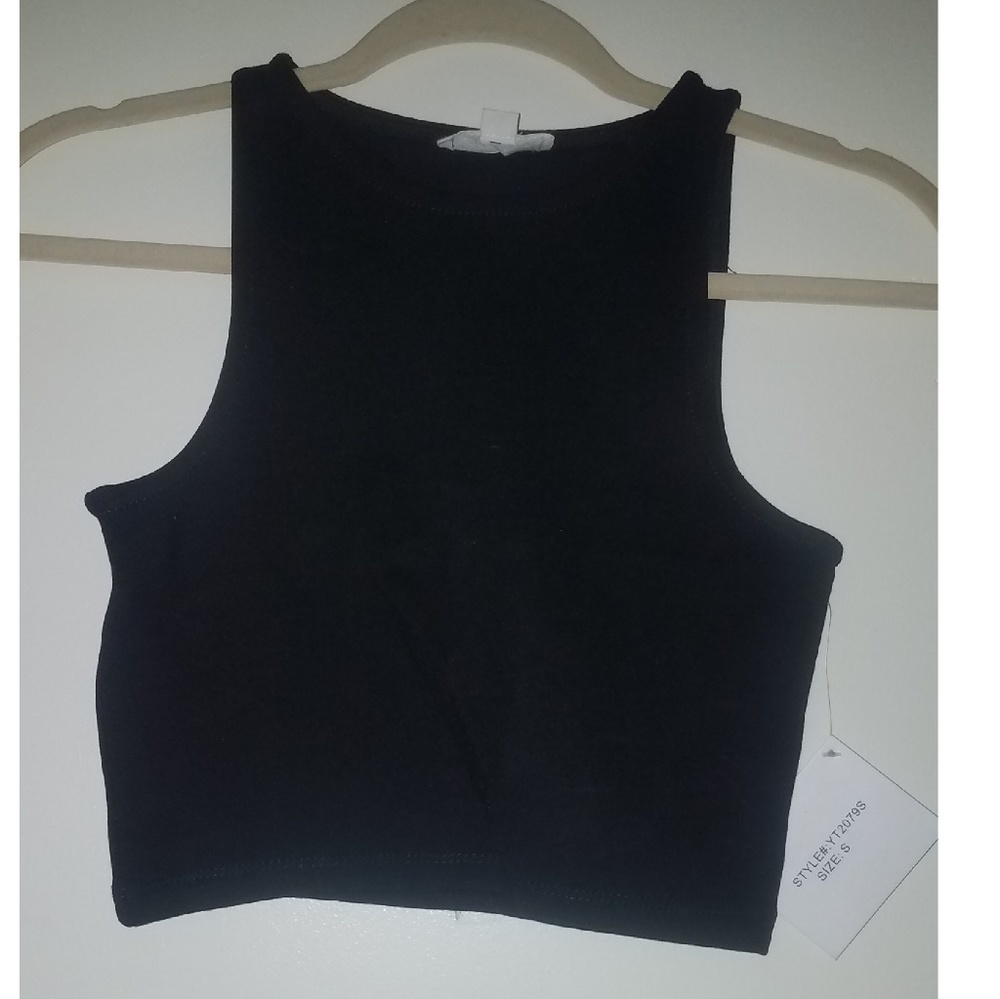 Black crop top